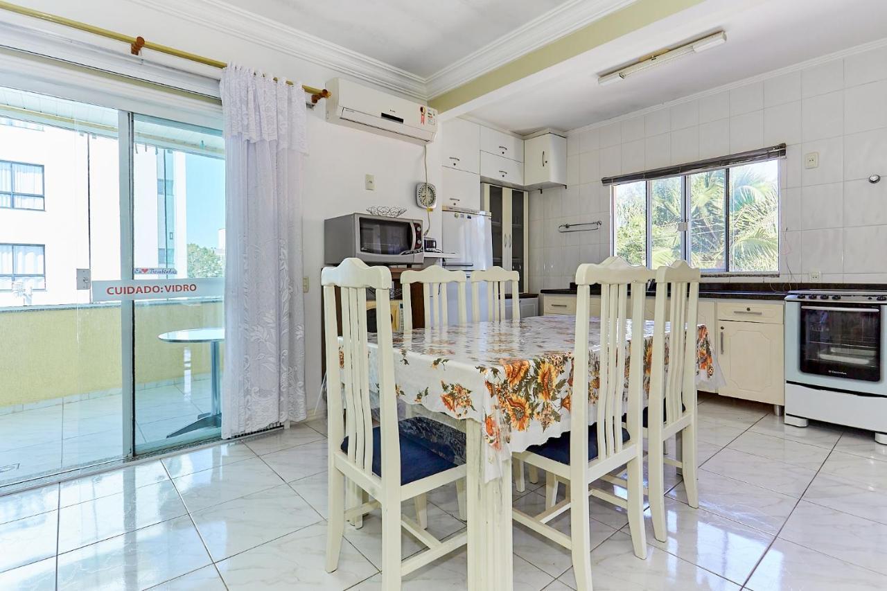 1040 - Departamento 2 Quartos Na Rua Pirajica . 200 M Da Praia Bombinhas Centro 外观 照片